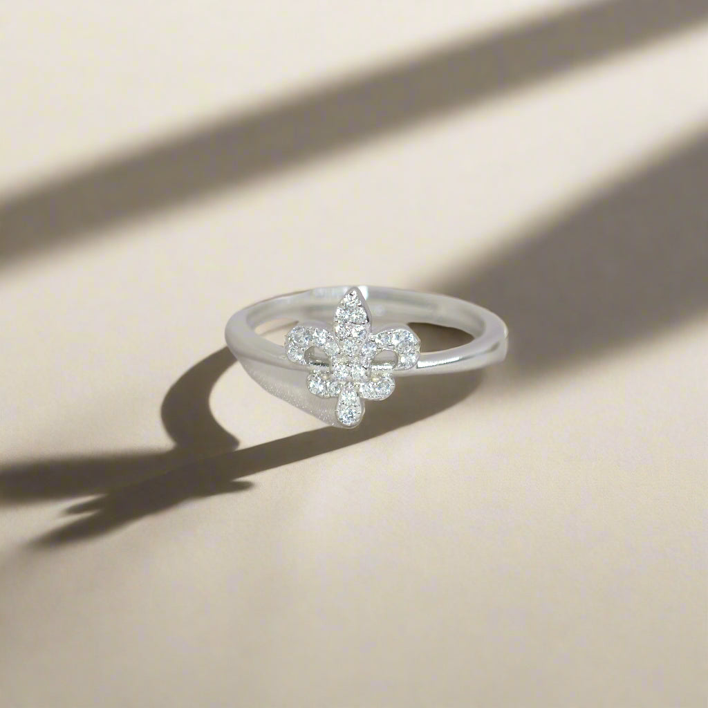 Royal Emblem 925 Sterling Silver Ring