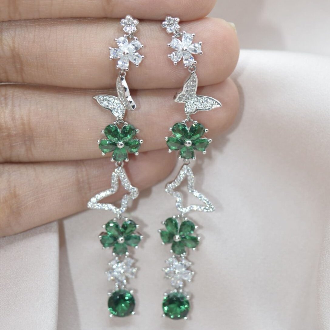 FlutterFlora Green Earrings - Luxevogue
