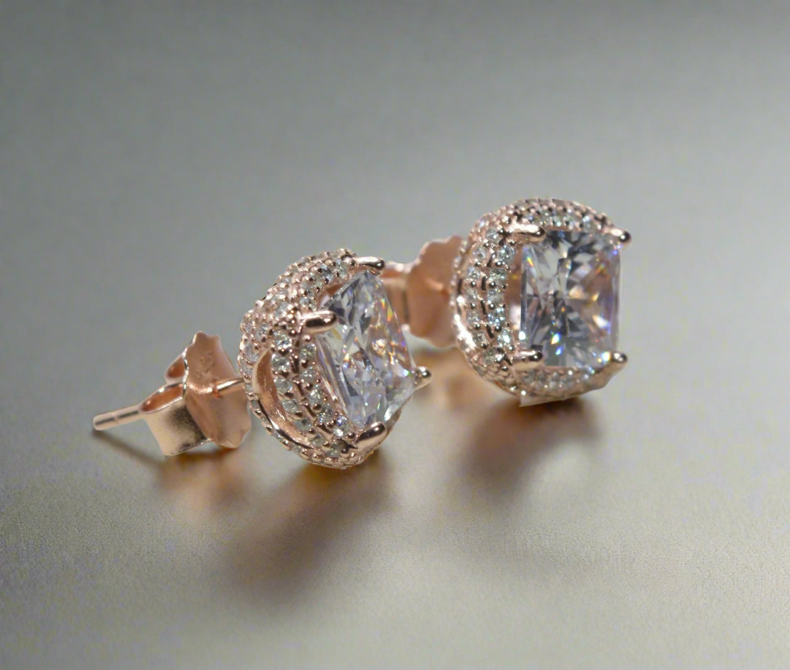 Intricate Elegance Earrings - Luxevogue
