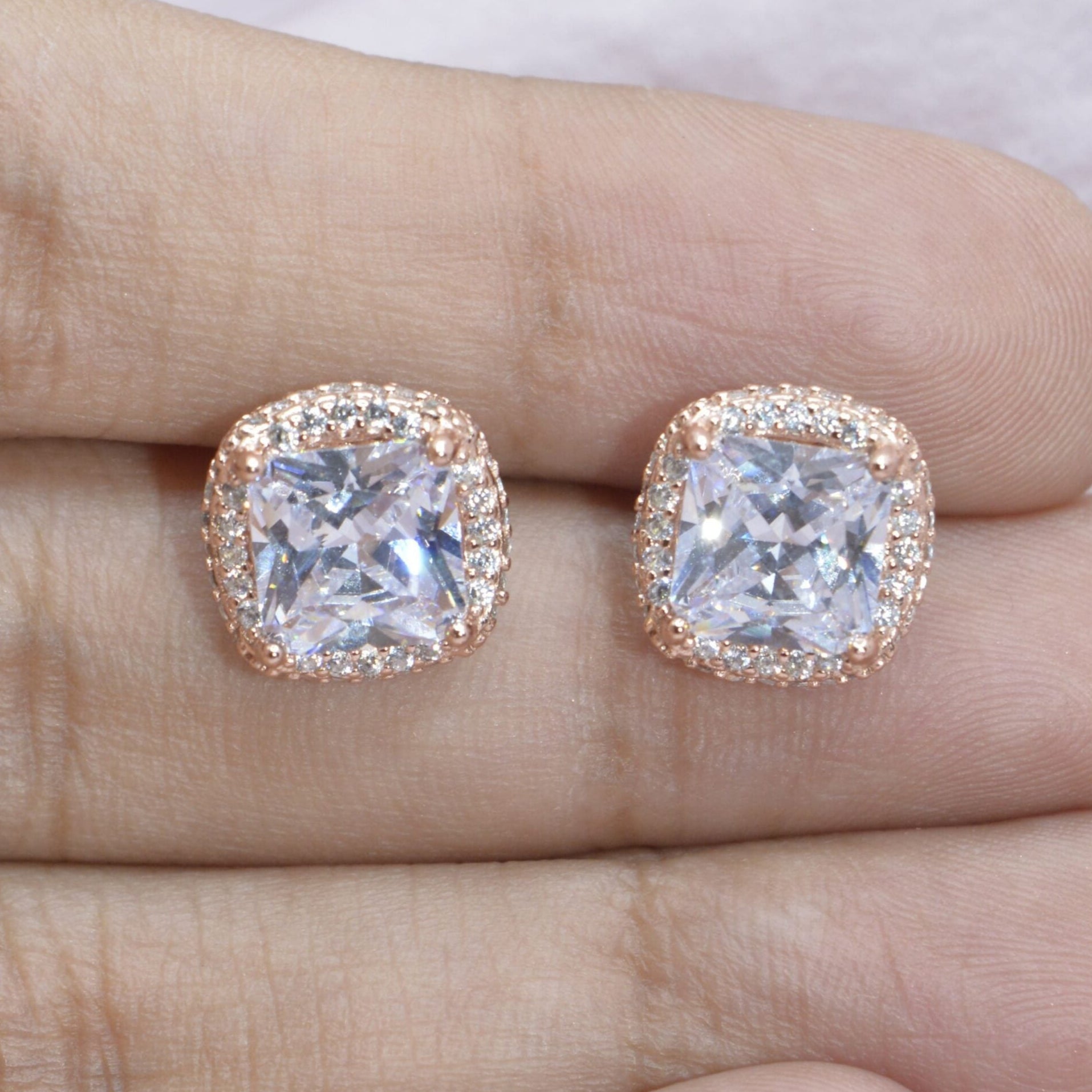 Intricate Elegance Earrings - Luxevogue