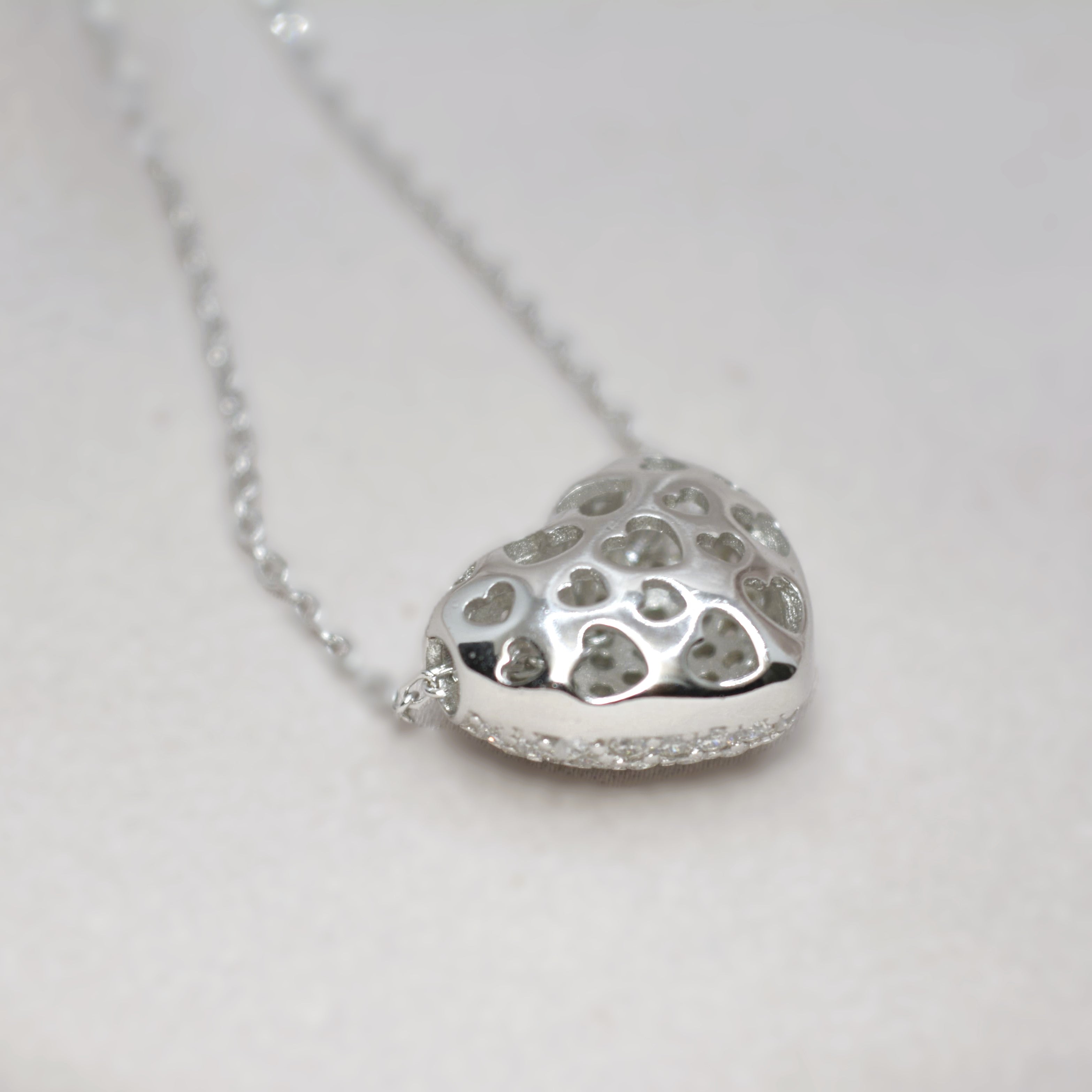 Romantic Heart-Shaped Diamond Like Necklace for Women - 925 Silver Jewelry