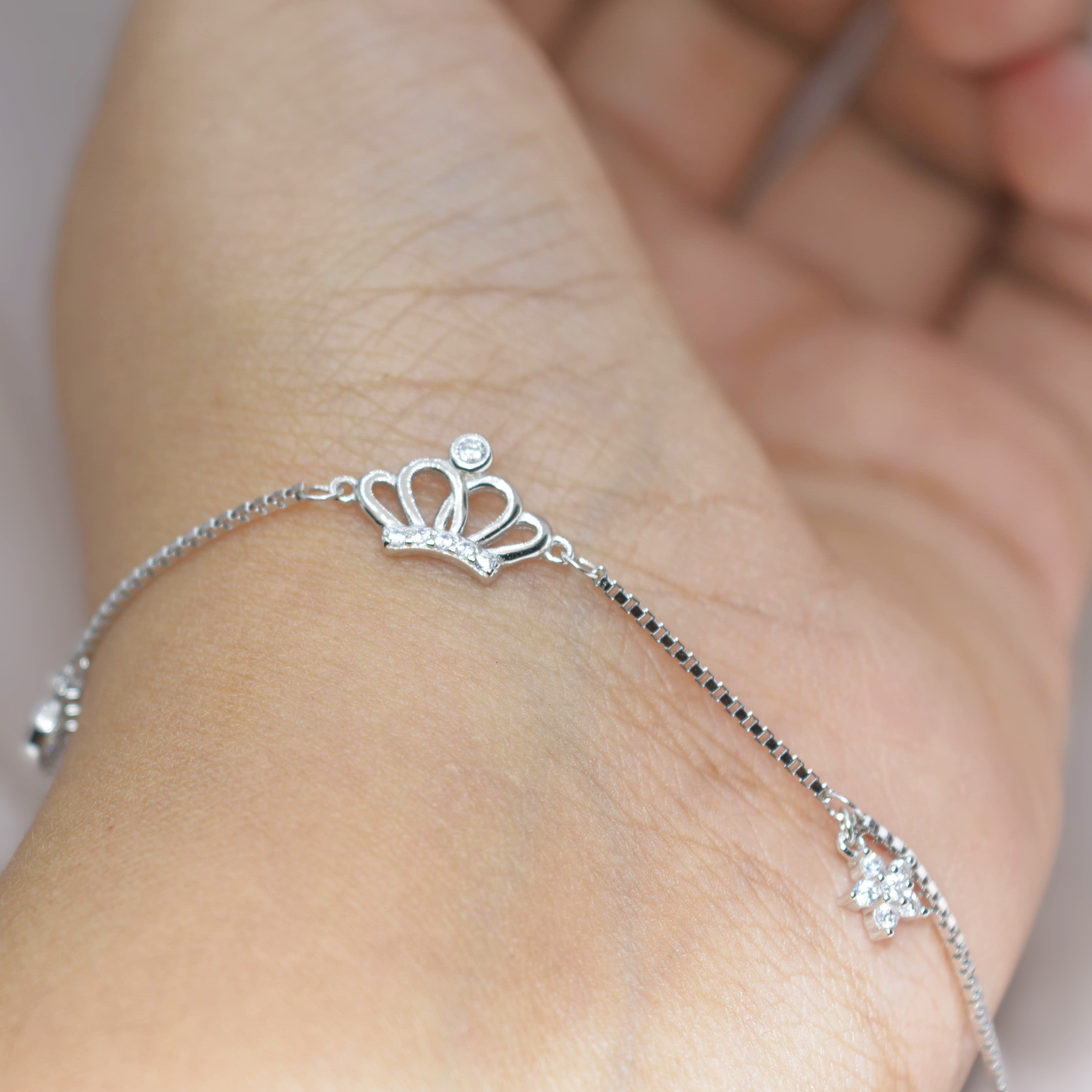 Crown Charm Bracelet - 925 Silver Jewelry