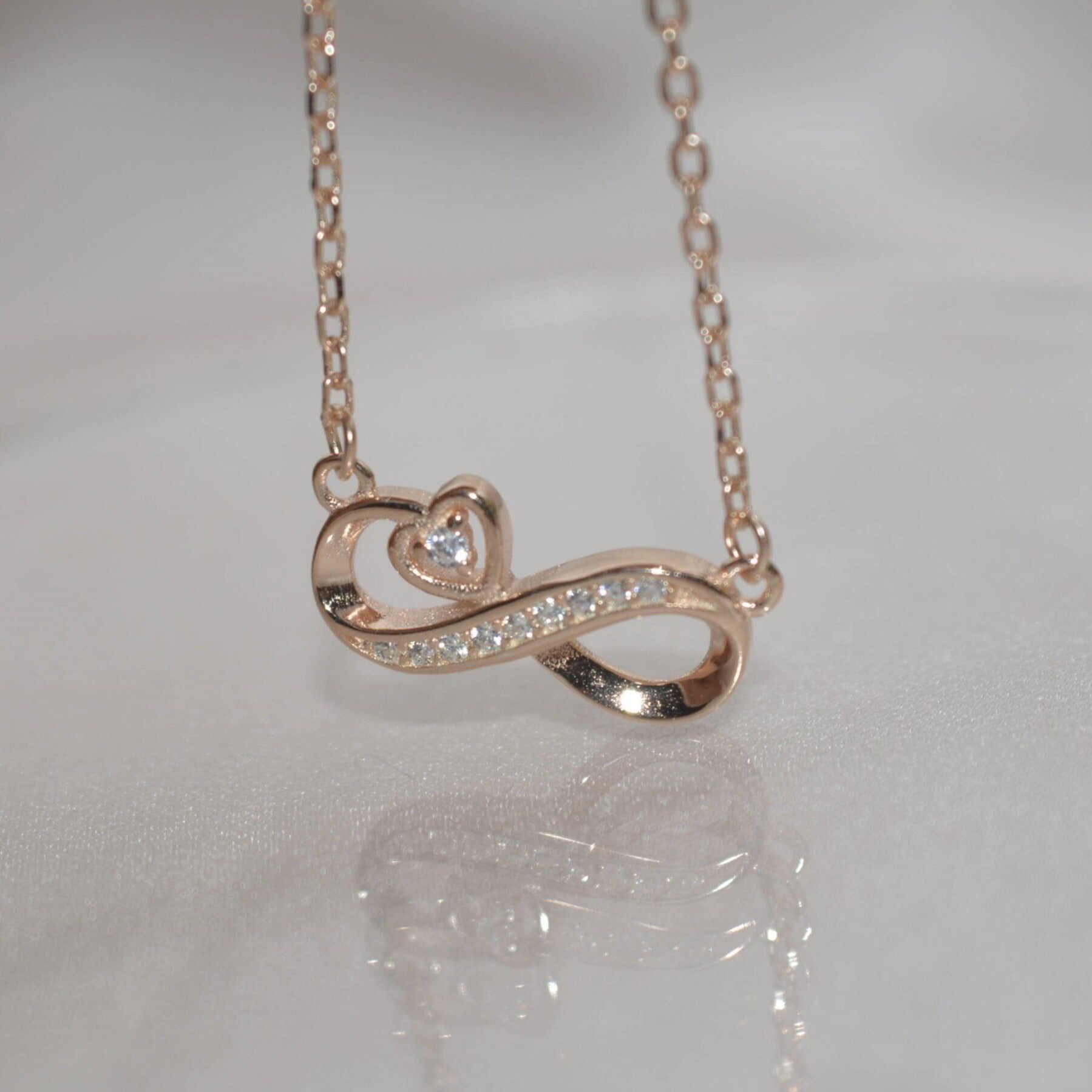 Boundless Affection Necklace - Luxevogue