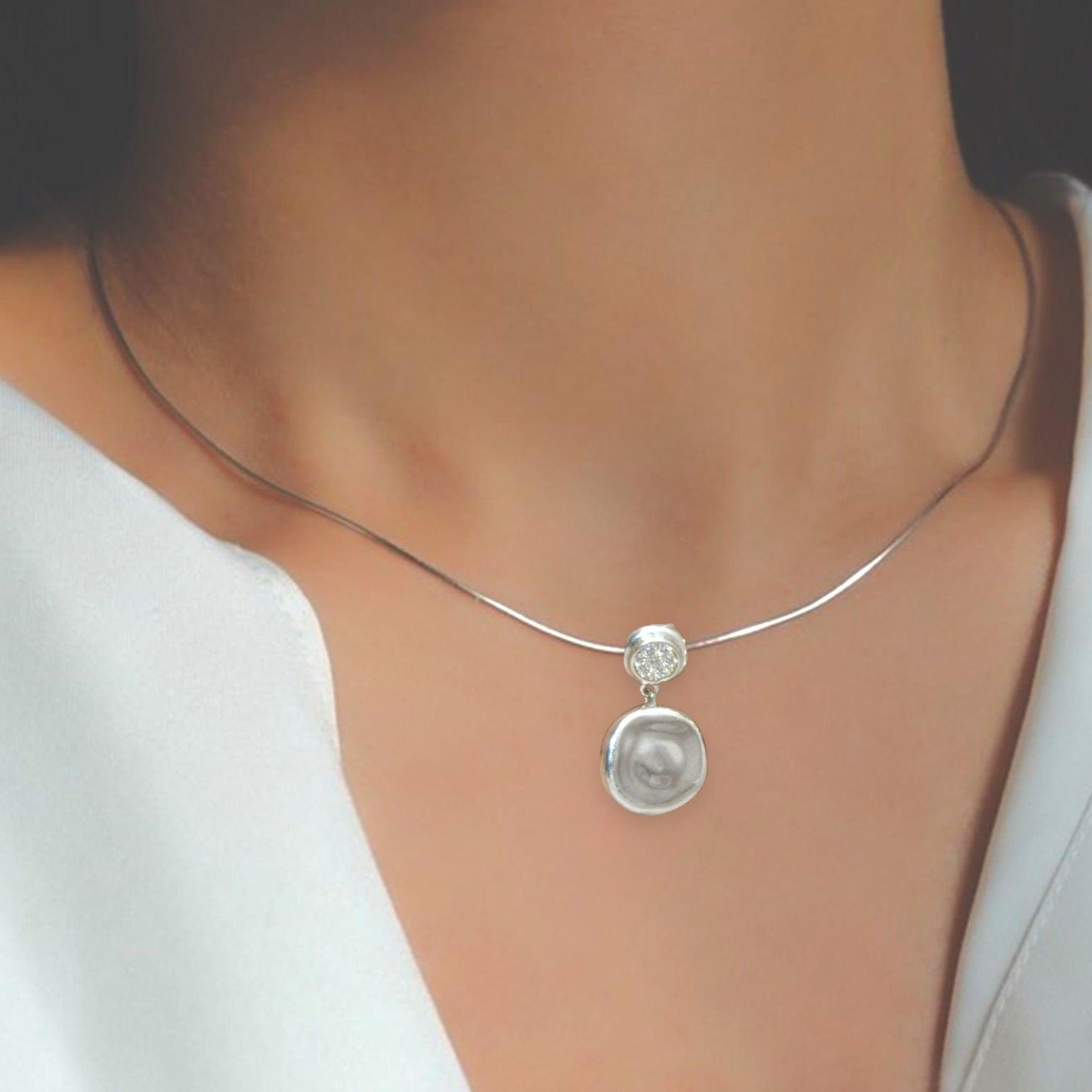 Circular Elegance Pendant Set - Luxevogue