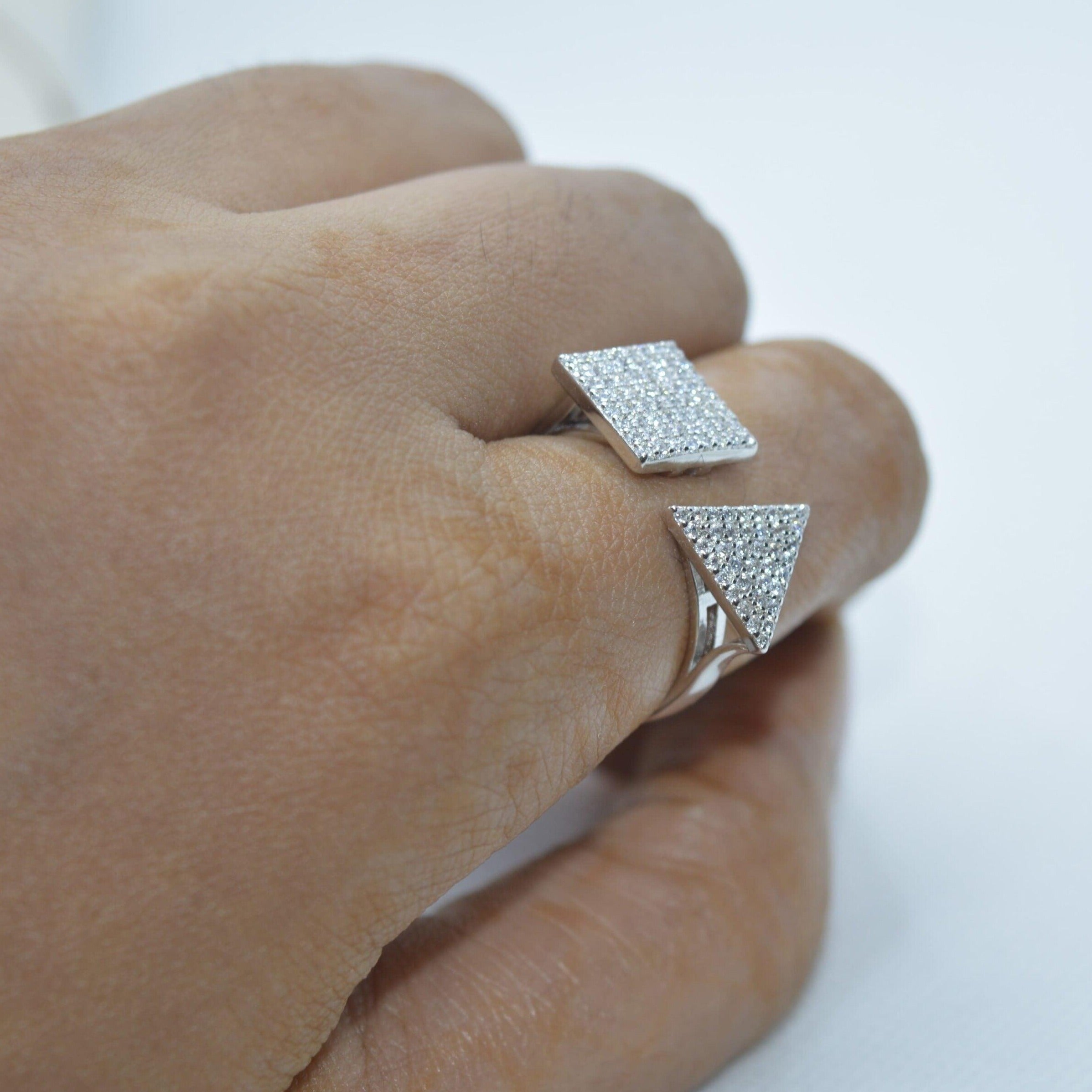 Contemporary Angles Ring - Luxevogue