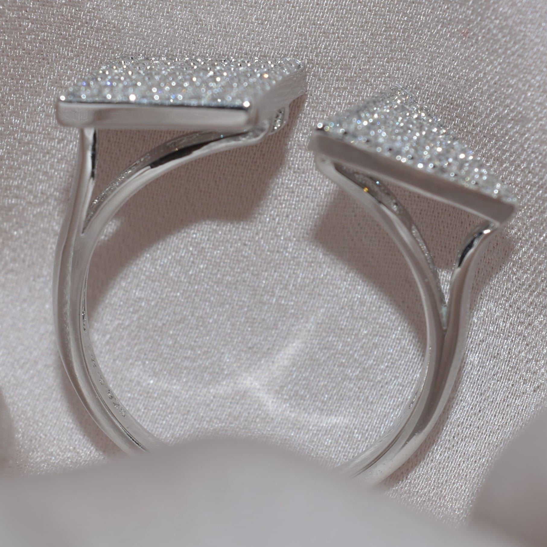 Contemporary Angles Ring - Luxevogue