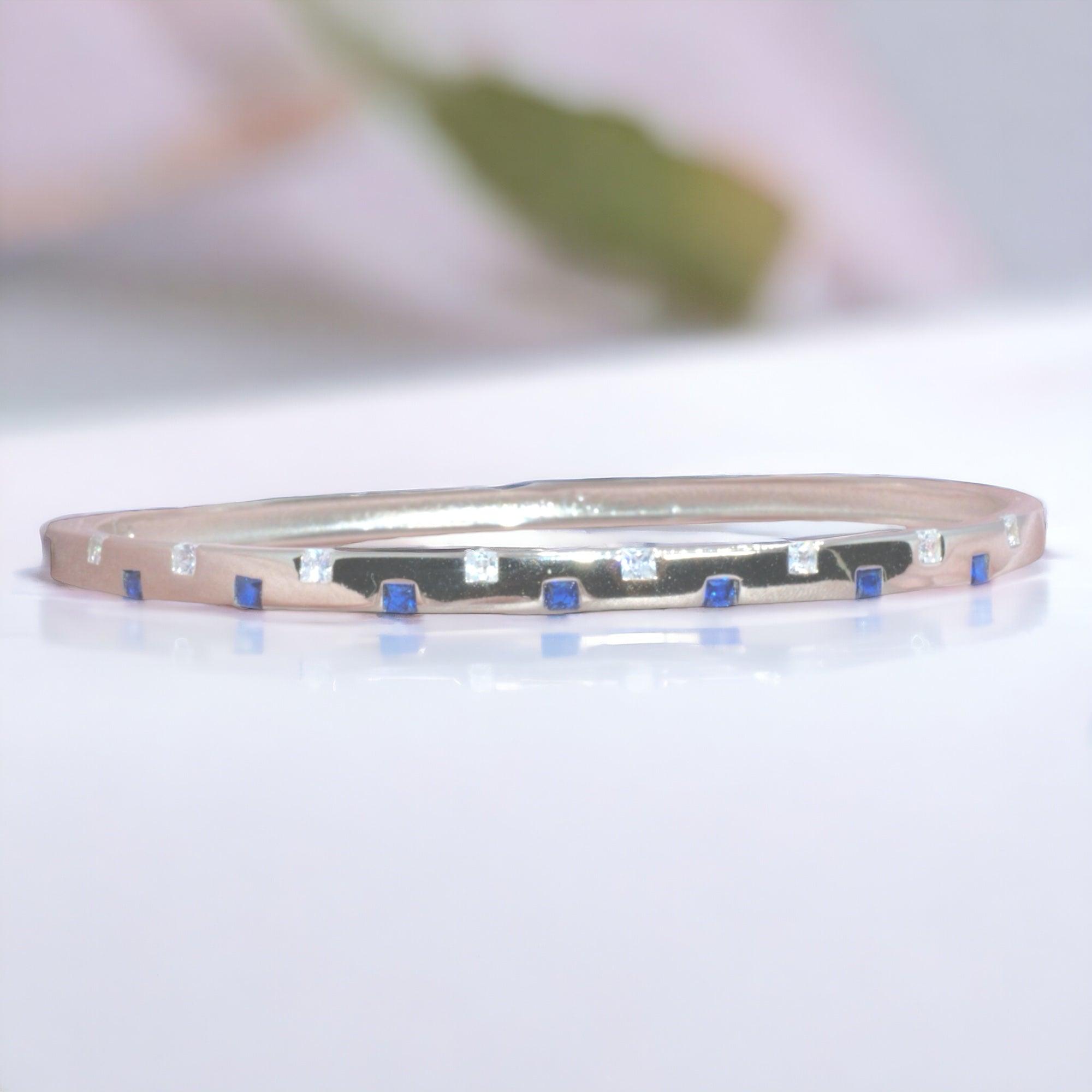 Criss Cross Blue Oval Bracelet - Luxevogue