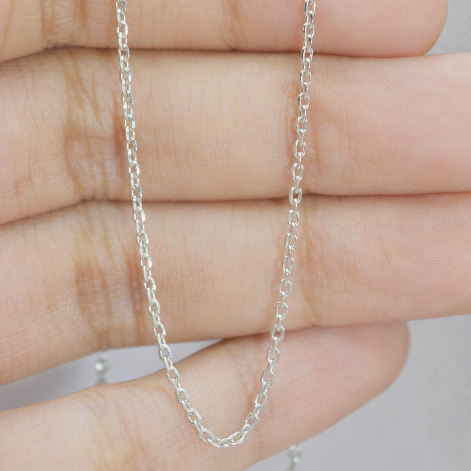 Enduring Oval Linked 925 Silver Chain Necklace - Luxevogue