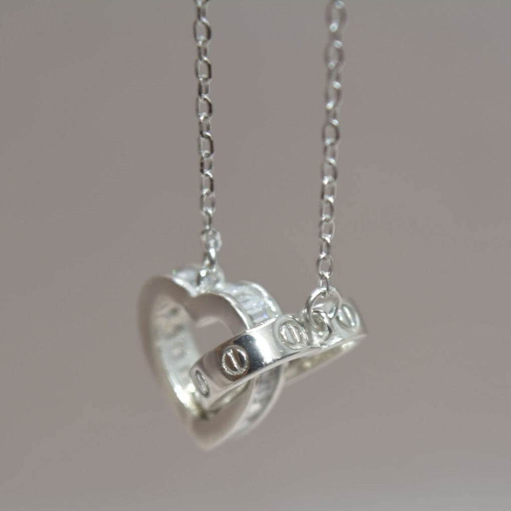 Entwined Hearts Necklace - Luxevogue