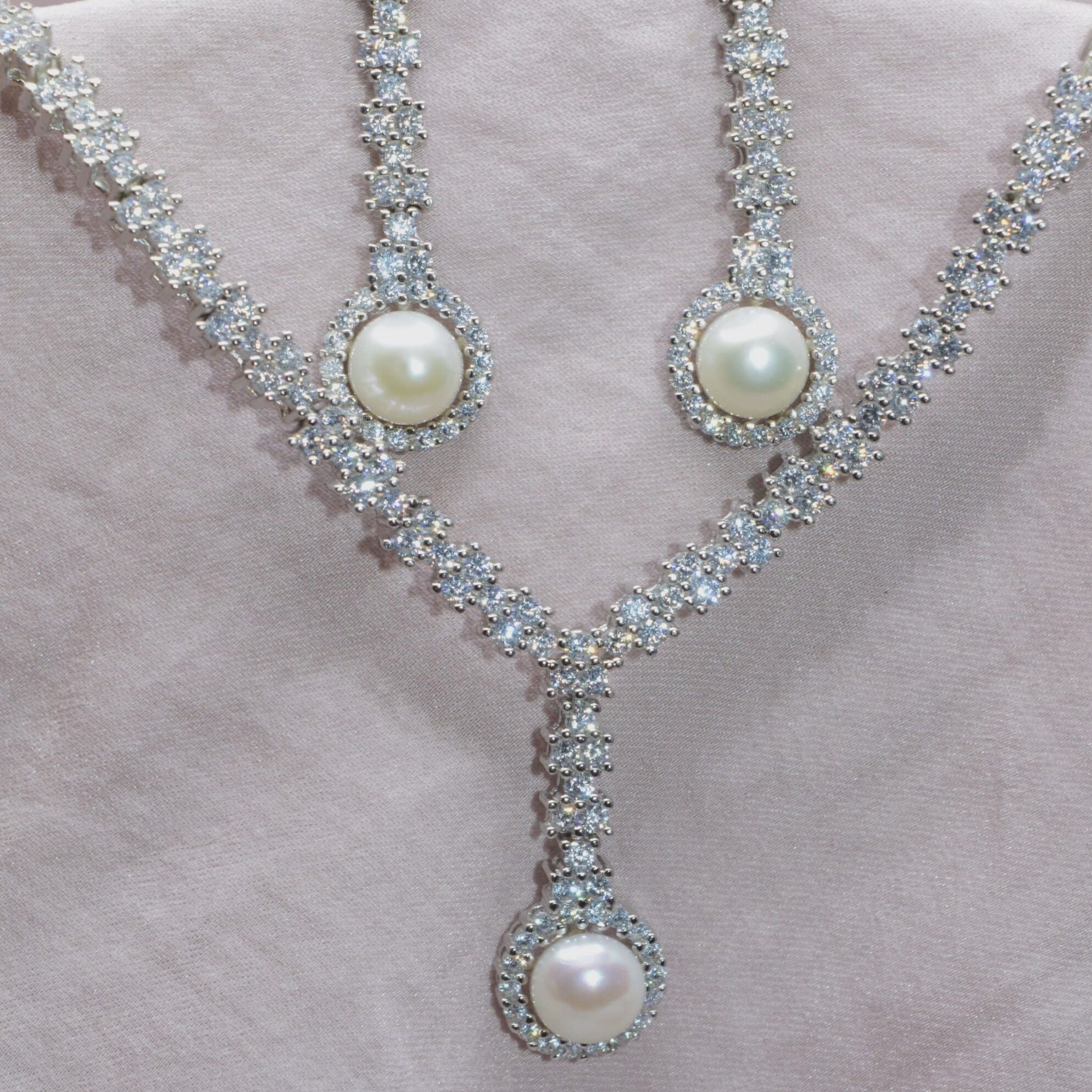 Ethereal Pearl Elegance Necklace set - Luxevogue