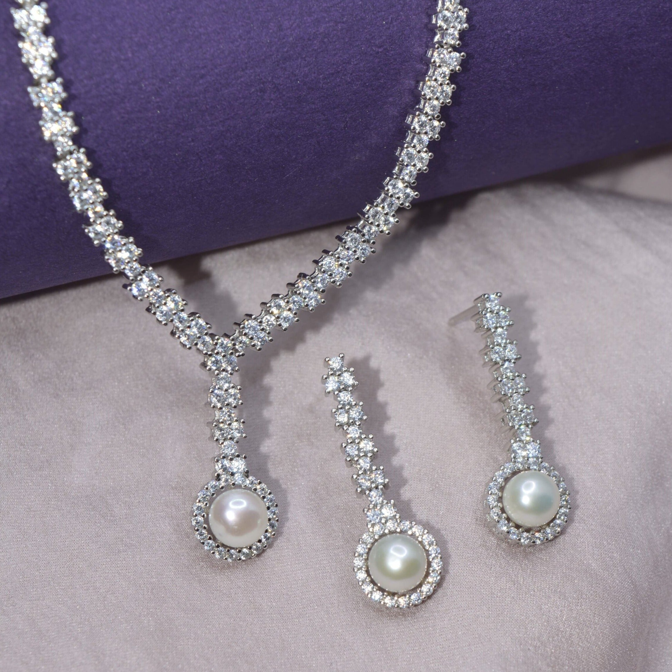 Ethereal Pearl Elegance Necklace set - Luxevogue