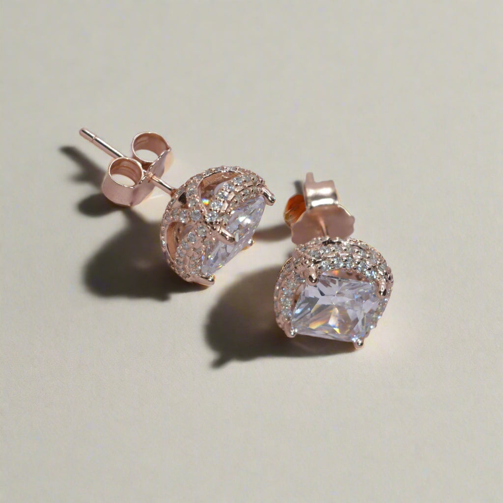 Intricate Elegance Earrings - Luxevogue