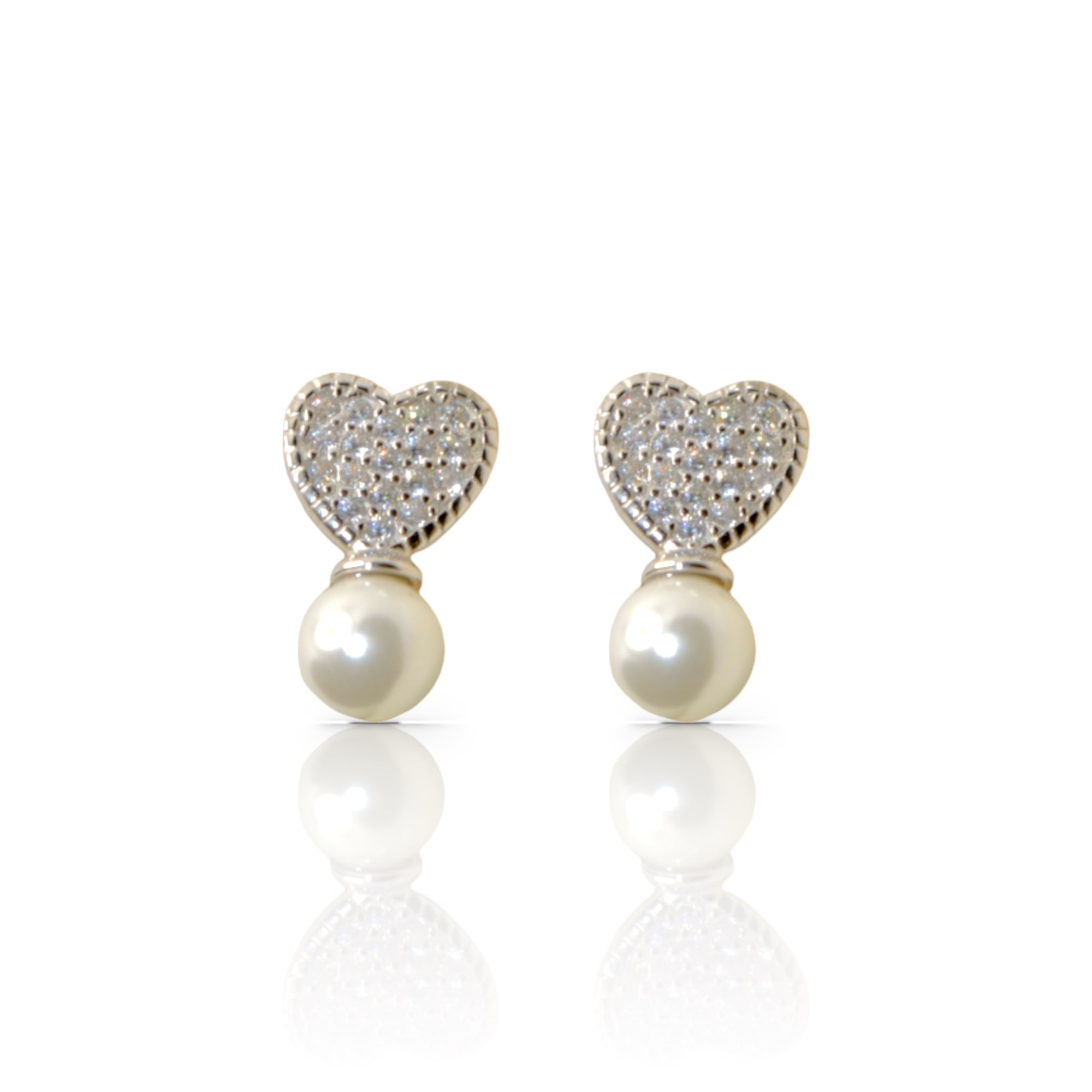 Lustrous Heart Pearl Earrings - Luxevogue