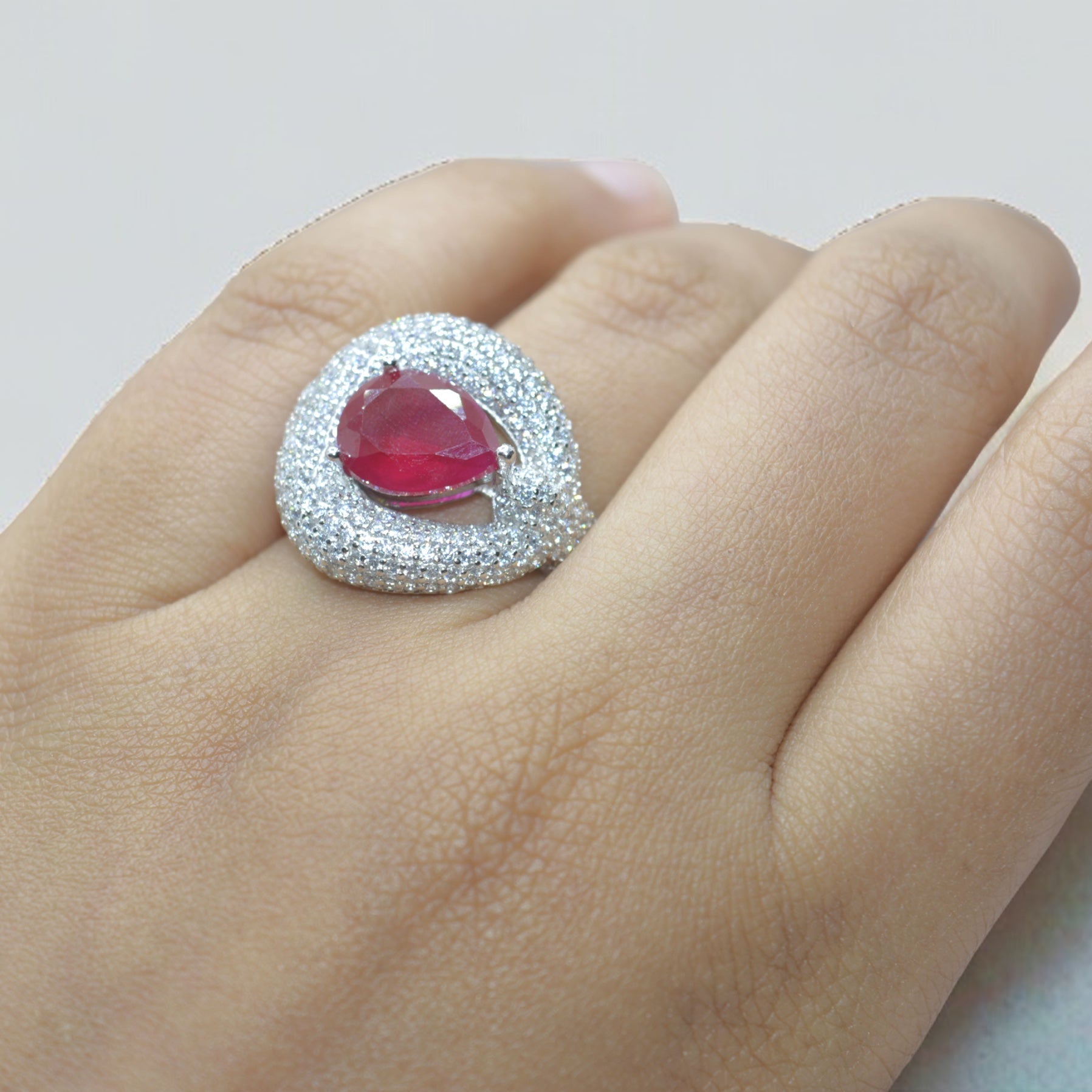 Pink Speldor Ring - Luxevogue