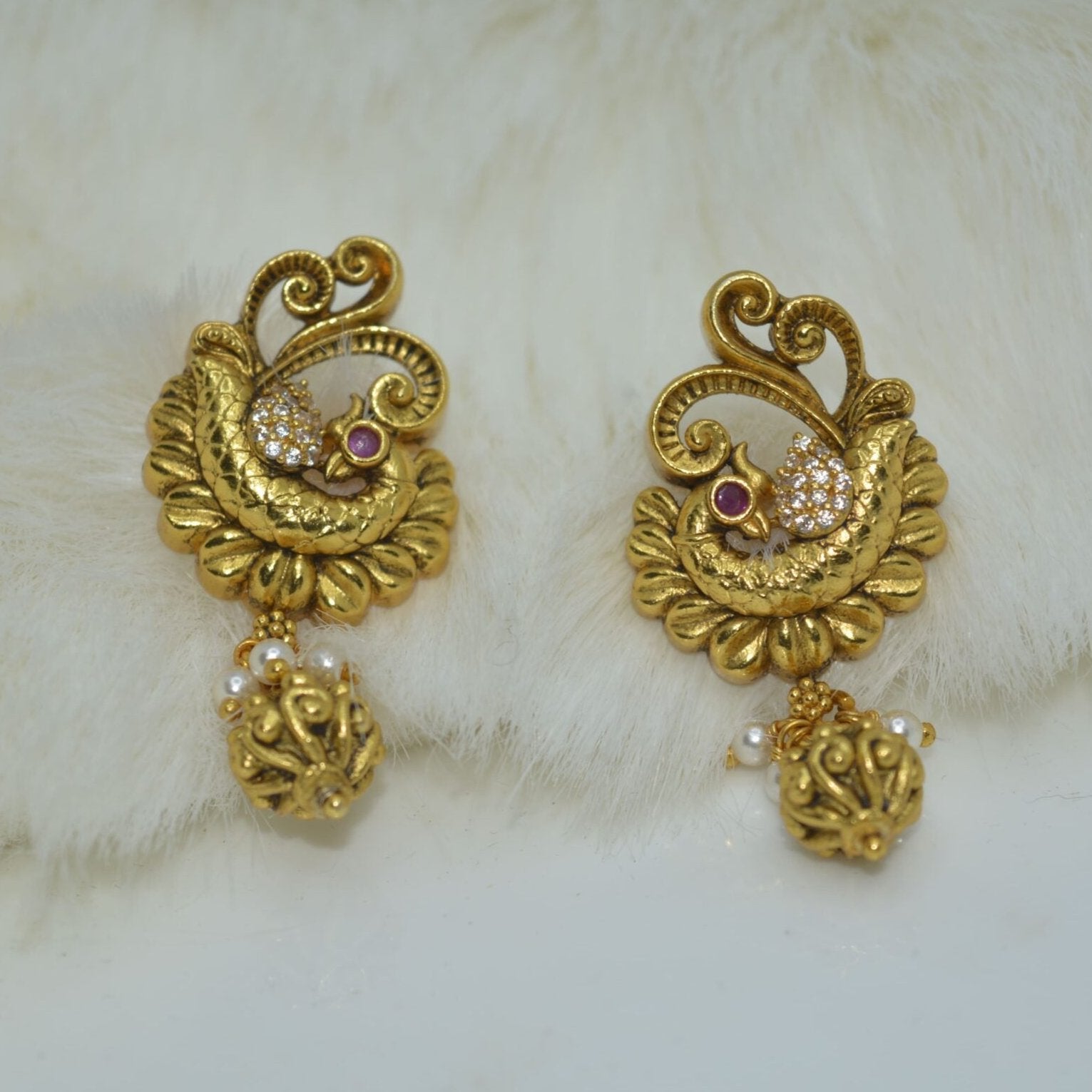 Regal Peacock charm earrings - Luxevogue