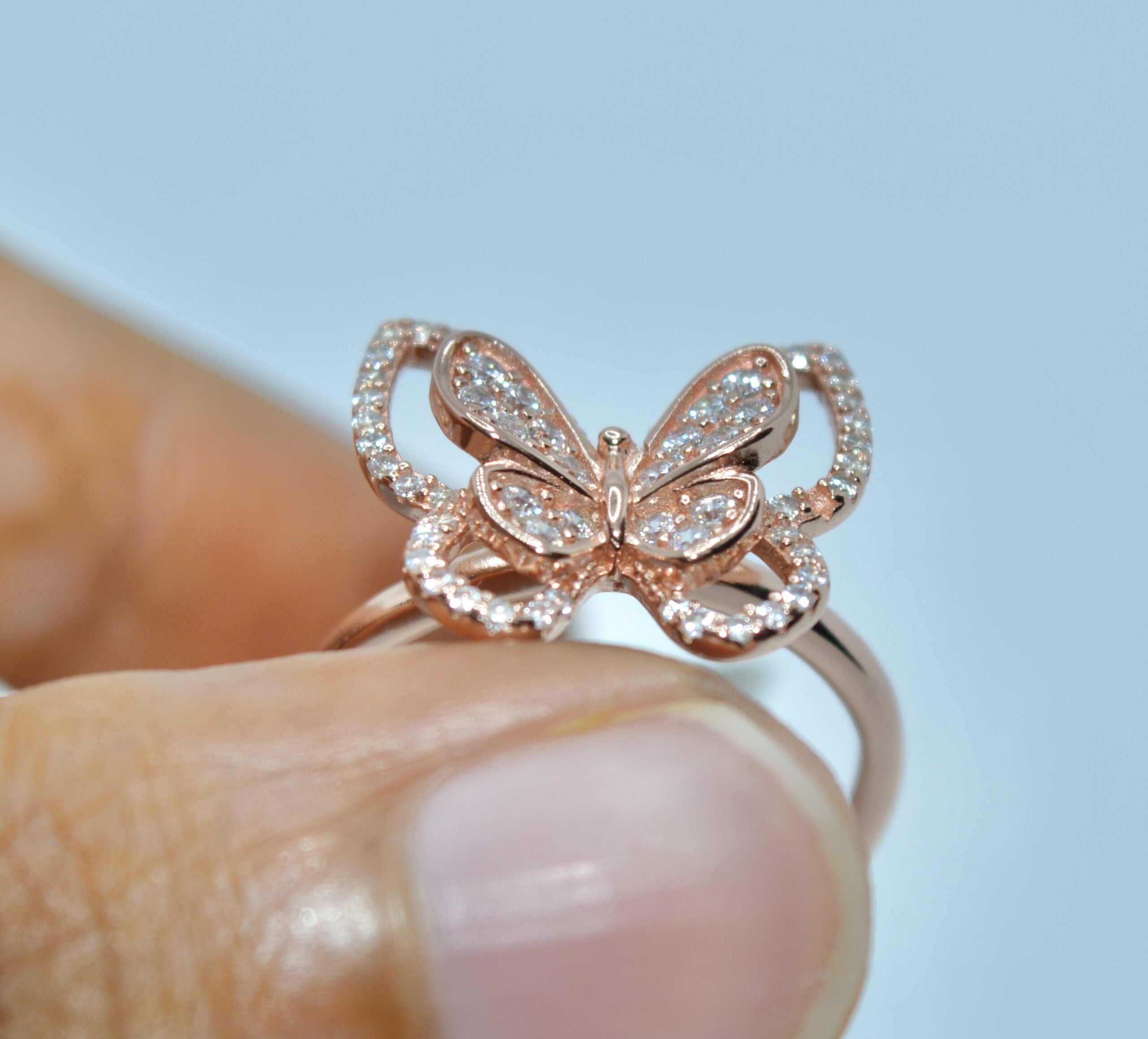 Rose Gold Butterfly Ring - Luxevogue