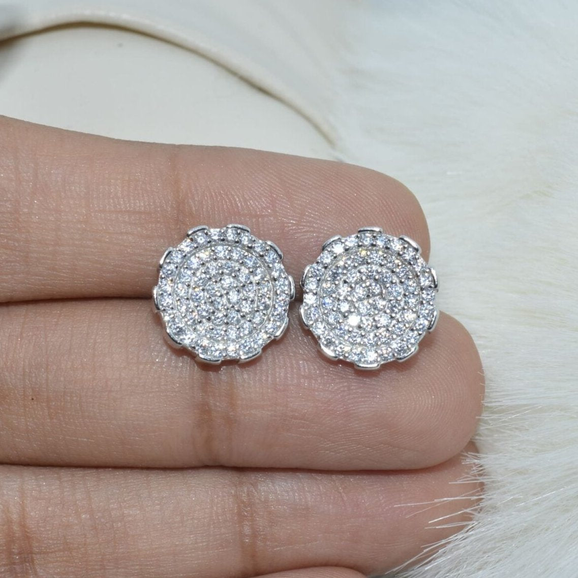 Sunflower Bloom Studs - Luxevogue