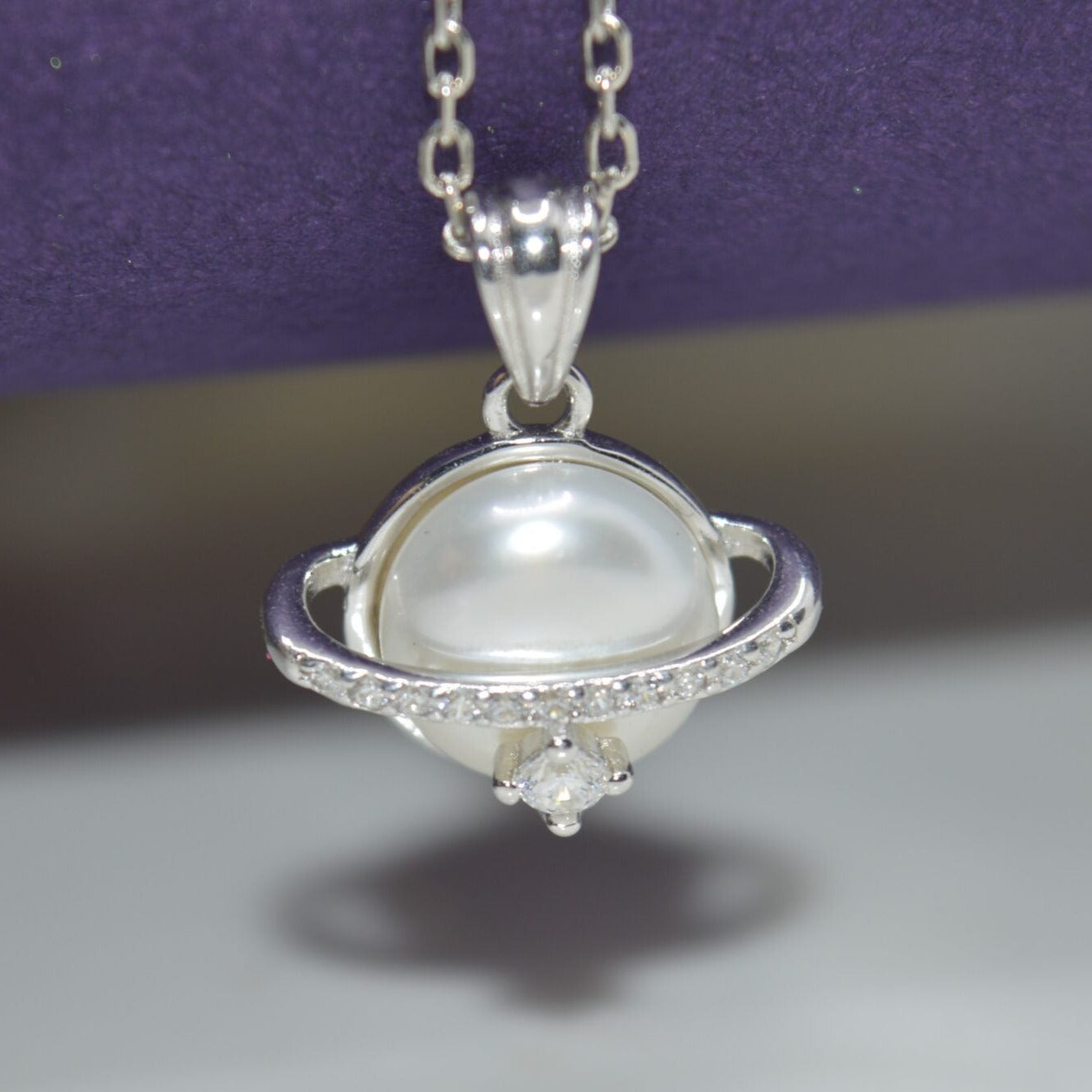 T-ring pearl pendant - Luxevogue