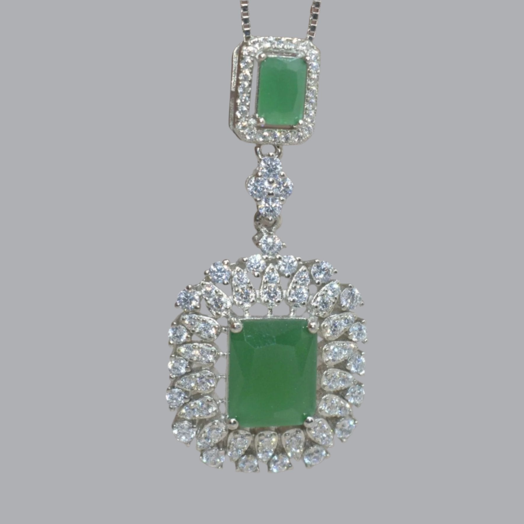 Verde Elegance Set - Luxevogue